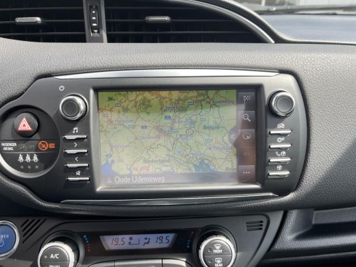 Toyota Yaris 1.5 Hybrid Y20 | Navigatie | Achteruitrijcamera | Cruise control ActivLease financial lease