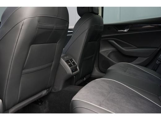 Volkswagen Passat Variant Business - eHybrid | 'App-Connect' draadloze smartphone integratie | Afstandscontrolesyst... ActivLease financial lease