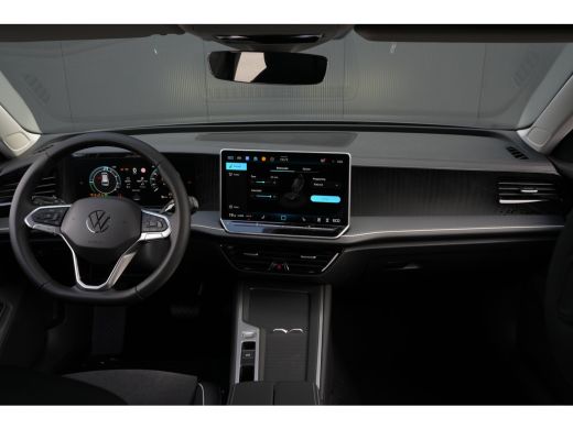 Volkswagen Passat Variant Business - eHybrid | 'App-Connect' draadloze smartphone integratie | Afstandscontrolesyst... ActivLease financial lease