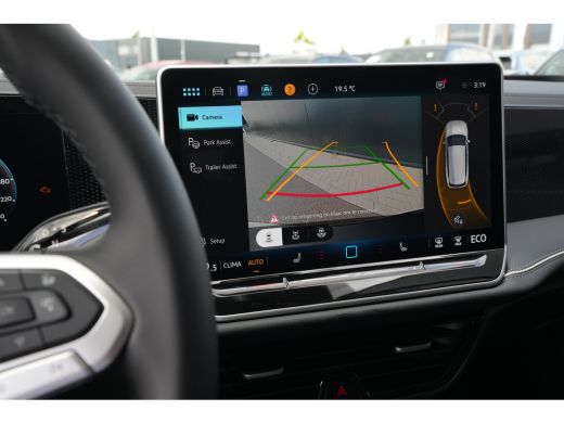 Volkswagen Passat Variant Business - eHybrid | 'App-Connect' draadloze smartphone integratie | Afstandscontrolesyst... ActivLease financial lease