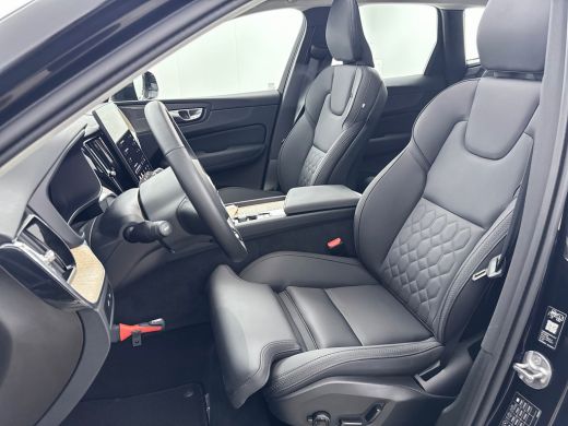 Volvo  XC60 T6 Recharge Plus Dark | 19" Allseason | Panoramadak | Head-Up | 360 Camera | Trekhaak | Harman Ka... ActivLease financial lease