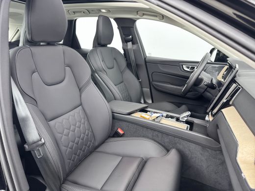 Volvo  XC60 T6 Recharge Plus Dark | 19" Allseason | Panoramadak | Head-Up | 360 Camera | Trekhaak | Harman Ka... ActivLease financial lease