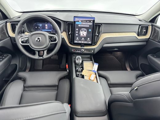 Volvo  XC60 T6 Recharge Plus Dark | 19" Allseason | Panoramadak | Head-Up | 360 Camera | Trekhaak | Harman Ka... ActivLease financial lease