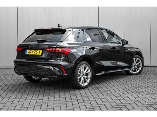 Audi A3 Sportback 40 TFSI e S edition 204PK | Stoelverwarming | Achteruitrijcamera | ACC | Sfeerverlichti... ActivLease financial lease