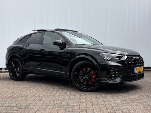 Audi Q3 TFSI RS Pano.dak Carplay Pano.dak Trekhaak Sportzetels 21Inch ActivLease financial lease