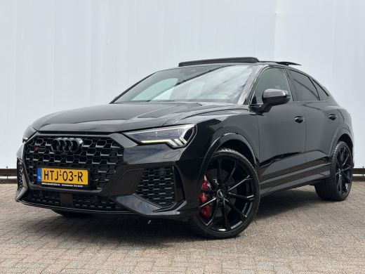 Audi Q3 TFSI RS Pano.dak Carplay Pano.dak Trekhaak Sportzetels 21Inch ActivLease financial lease