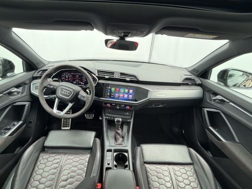 Audi Q3 TFSI RS Pano.dak Carplay Pano.dak Trekhaak Sportzetels 21Inch ActivLease financial lease
