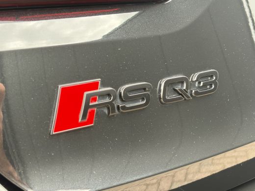 Audi Q3 TFSI RS Pano.dak Carplay Pano.dak Trekhaak Sportzetels 21Inch ActivLease financial lease