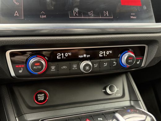 Audi Q3 TFSI RS Pano.dak Carplay Pano.dak Trekhaak Sportzetels 21Inch ActivLease financial lease