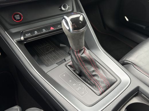 Audi Q3 TFSI RS Pano.dak Carplay Pano.dak Trekhaak Sportzetels 21Inch ActivLease financial lease