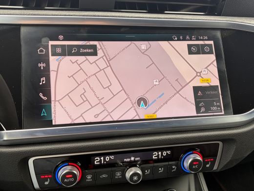 Audi Q3 TFSI RS Pano.dak Carplay Pano.dak Trekhaak Sportzetels 21Inch ActivLease financial lease