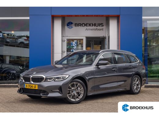 BMW 3 Serie Touring 330e eDrive Edition | leder | Stoelverwarming | Digitaal dashboard | Navigatie | Keyless ... ActivLease financial lease