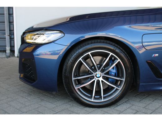 BMW 5 Serie Touring 530e xDrive High Executive | SOH 83% | Alcantara bekleding | Harman kardon audio | Apple ... ActivLease financial lease