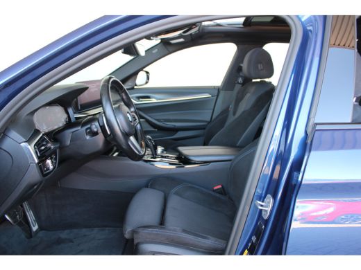 BMW 5 Serie Touring 530e xDrive High Executive | SOH 83% | Alcantara bekleding | Harman kardon audio | Apple ... ActivLease financial lease