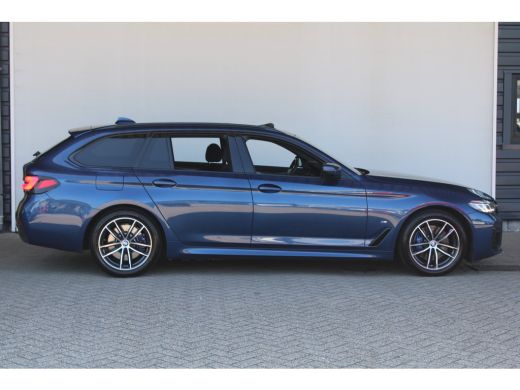 BMW 5 Serie Touring 530e xDrive High Executive | SOH 83% | Alcantara bekleding | Harman kardon audio | Apple ... ActivLease financial lease