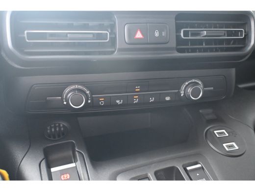 Citroën &euml;-Berlingo 136 L2 50 kWh DEMO-DEAL! Tot 8 Jaar Garantie! | Navigatie | Achteruitrijcamera | Dodehoek-Detecti... ActivLease financial lease