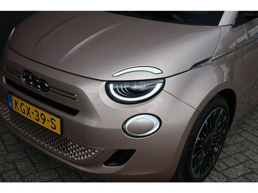 Fiat 500C 1.0 Hybrid La Prima DEMO-DEAL! Tot 8 Jaar Garantie! | Vol-Leder | Achteruitrijcamera | Stoelverwa... ActivLease financial lease