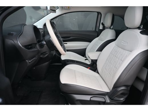 Fiat 500e La Prima 42 kWh 95%SOH! | Panoramadak | Incl. Winterset | JBL | Vol-Leder | Adaptive Cruise | Dea... ActivLease financial lease