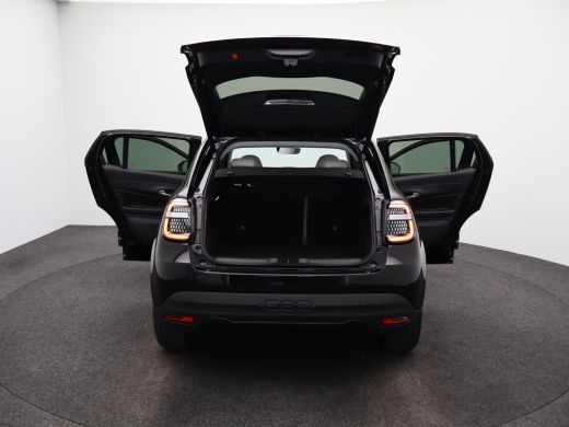 Fiat 600e La Prima 54 kWh | SOH 98% | Keyless | Dodehoekdetectie | Navi | Stoelverwarming | 18"LMV | Camera... ActivLease financial lease