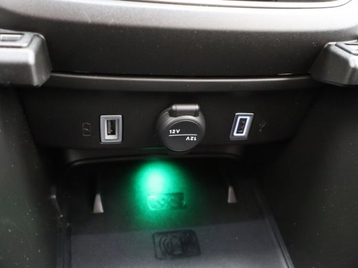 Fiat 600e La Prima 54 kWh | SOH 98% | Keyless | Dodehoekdetectie | Navi | Stoelverwarming | 18"LMV | Camera... ActivLease financial lease