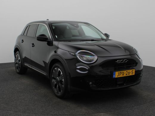 Fiat 600e La Prima 54 kWh | SOH 98% | Keyless | Dodehoekdetectie | Navi | Stoelverwarming | 18"LMV | Camera... ActivLease financial lease