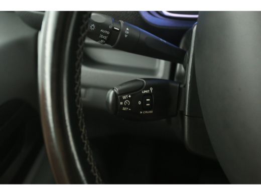 Fiat E-Scudo Peugeot E-Expert 75 kWh L2H1 | Snelladen | SOH 89% | Airco | Cruise | Carplay | Parkeersens. ActivLease financial lease