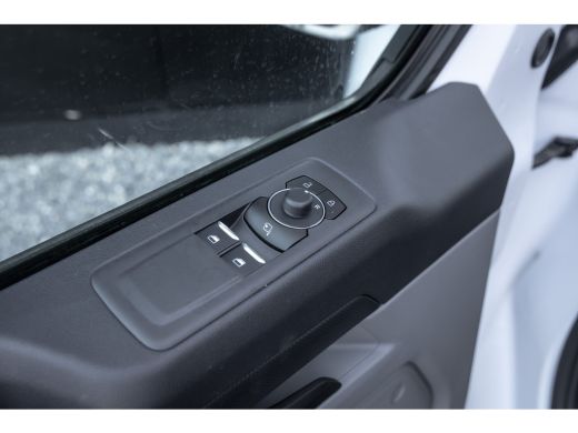 Ford E-Transit Custom 320 L1H1 Trend 71kWh 71kWH | Grotere Accu | Carplay | 2300kg trekgewicht | ActivLease financial lease