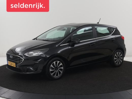 Ford Fiesta 1.0 EcoBoost Hybrid Titanium | Cruise control | Park assist | Climate control | Navigatie | Carpl... ActivLease financial lease