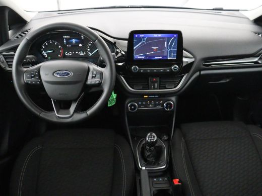Ford Fiesta 1.0 EcoBoost Hybrid Titanium | Cruise control | Park assist | Climate control | Navigatie | Carpl... ActivLease financial lease