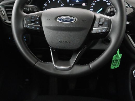 Ford Fiesta 1.0 EcoBoost Hybrid Titanium | Cruise control | Park assist | Climate control | Navigatie | Carpl... ActivLease financial lease