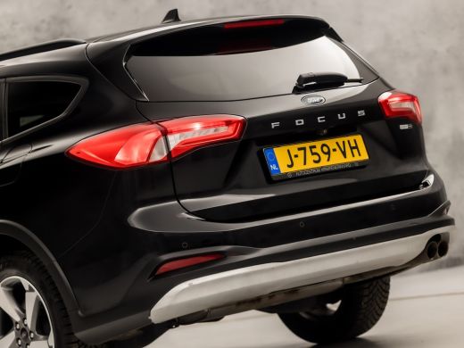 Ford Focus 1.0 EcoBoost Hybrid Active X 155Pk (VIRTUAL COCKPIT, APPLE CARPLAY, CAMERA, ZWART HEMEL, SPORTSTO... ActivLease financial lease