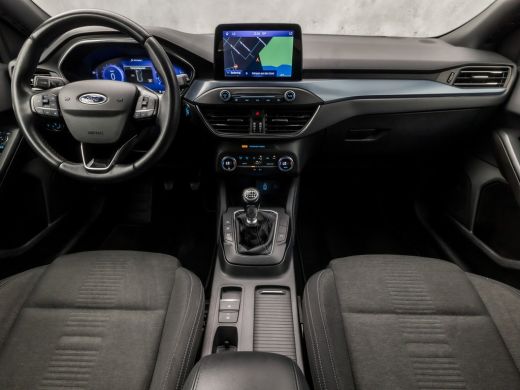 Ford Focus 1.0 EcoBoost Hybrid Active X 155Pk (VIRTUAL COCKPIT, APPLE CARPLAY, CAMERA, ZWART HEMEL, SPORTSTO... ActivLease financial lease