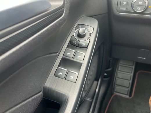 Ford Kuga 2.5 225 PK PHEV ST-Line | ELEKTR. WEGKLAPB. TREKHAAK| STOEL, STUUR & VOORRUITVERWARMING| ADAPTIEV... ActivLease financial lease