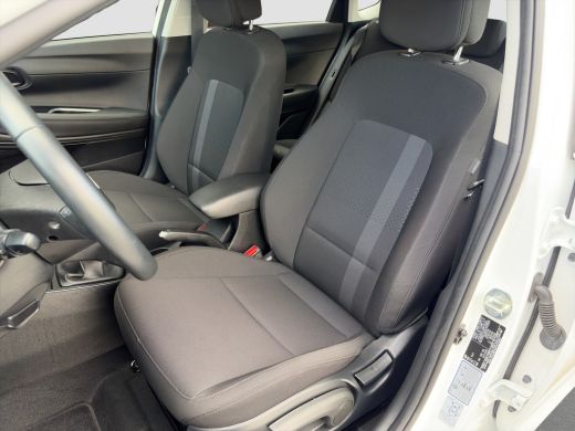 Hyundai i20 1.0 T-GDI 100pk Comfort | Airco | Camera | Carplay | Cruise control | Dodehoek detectie | Navigat... ActivLease financial lease