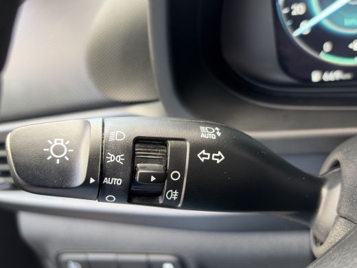 Hyundai i20 1.0 T-GDI 100pk Comfort | Airco | Camera | Carplay | Cruise control | Dodehoek detectie | Navigat... ActivLease financial lease