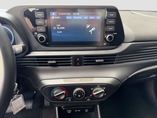 Hyundai i20 1.0 T-GDI 100pk Comfort | Airco | Camera | Carplay | Cruise control | Dodehoek detectie | Navigat... ActivLease financial lease