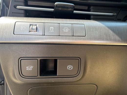 Hyundai Kona 1.6 GDI HEV Comfort Smart | Stoel & stuurverwarming | Navigatie | Rijklaarpijs! ActivLease financial lease