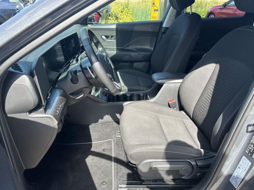 Hyundai Kona 1.6 GDI HEV Comfort Smart | Stoel & stuurverwarming | Navigatie | Rijklaarpijs! ActivLease financial lease