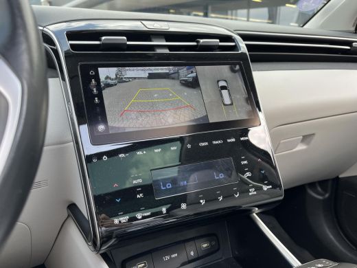 Hyundai Tucson 1.6 T-GDI PHEV Premium Sky 4WD | Panoramadak | Stoel & Stuurverwarming | 360 camera | Rijklaarprijs! ActivLease financial lease