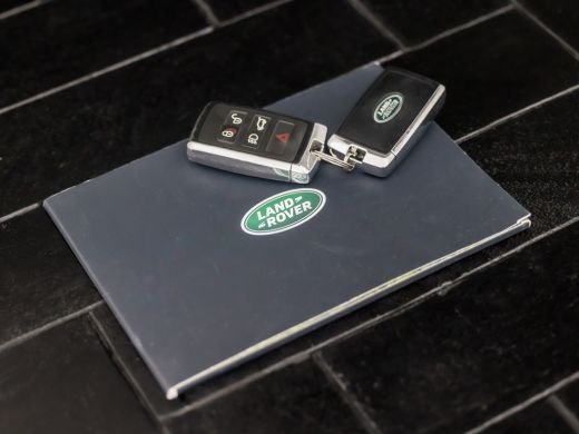 Land Rover Discovery Sport P300e 1.5 S 309Pk Automaat (APPLE CARPLAY, GROOT NAVI, 360 CAMERA, ZWART HEMEL, LEDER, ELEK SPORT... ActivLease financial lease