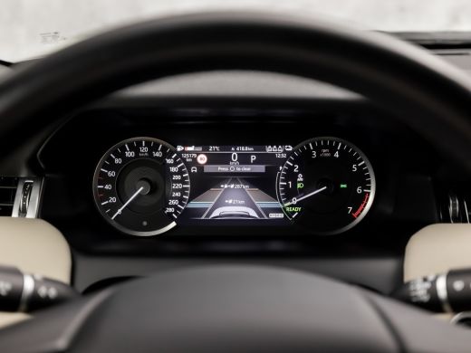 Land Rover Discovery Sport P300e 1.5 S 309Pk Automaat (APPLE CARPLAY, GROOT NAVI, 360 CAMERA, ZWART HEMEL, LEDER, ELEK SPORT... ActivLease financial lease