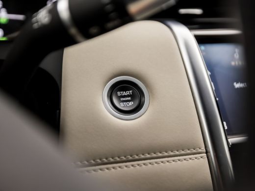 Land Rover Discovery Sport P300e 1.5 S 309Pk Automaat (APPLE CARPLAY, GROOT NAVI, 360 CAMERA, ZWART HEMEL, LEDER, ELEK SPORT... ActivLease financial lease