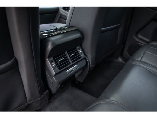 Land Rover Range Rover Evoque 1.5 P300e AWD R-Dynamic HSE | Leder | Pano-dak | Memory | Camera | 20'' | Premium audio | Cruise ... ActivLease financial lease