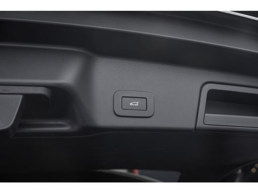 Land Rover Range Rover Evoque 1.5 P300e AWD R-Dynamic HSE | Leder | Pano-dak | Memory | Camera | 20'' | Premium audio | Cruise ... ActivLease financial lease