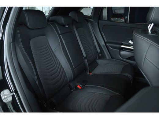 Mercedes-Benz EQA 250+ Business Edition 71 kWh | Soh 100% | Cruise Control | Schuifdak | Memory | Stoelverwarming |... ActivLease financial lease