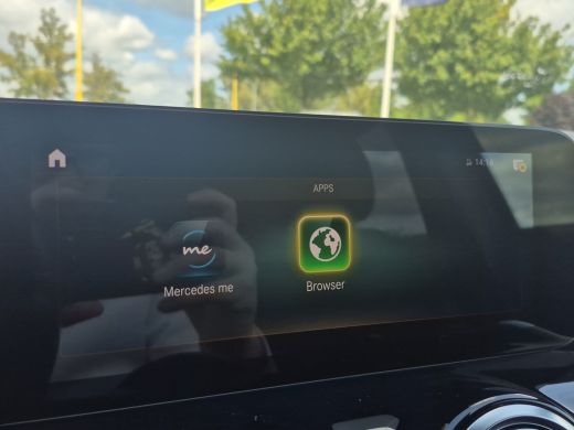 Mercedes-Benz GLA 200 Business Solution AMG | Elektrische inklapbare trekhaak | Stoelverwarming | Elektrische achte... ActivLease financial lease