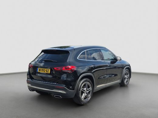 Mercedes-Benz GLA 200 Business Solution AMG | Elektrische inklapbare trekhaak | Stoelverwarming | Elektrische achte... ActivLease financial lease