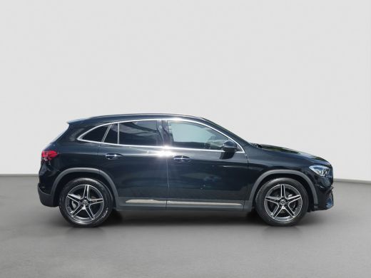 Mercedes-Benz GLA 200 Business Solution AMG | Elektrische inklapbare trekhaak | Stoelverwarming | Elektrische achte... ActivLease financial lease