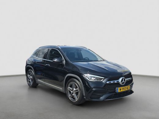 Mercedes-Benz GLA 200 Business Solution AMG | Elektrische inklapbare trekhaak | Stoelverwarming | Elektrische achte... ActivLease financial lease
