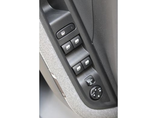 Opel Frontera Extended range Electric GS 54 kWh | Tot 8 jaar garantie | SOH 98% | Stoel & Stuurverwarming | Nav... ActivLease financial lease